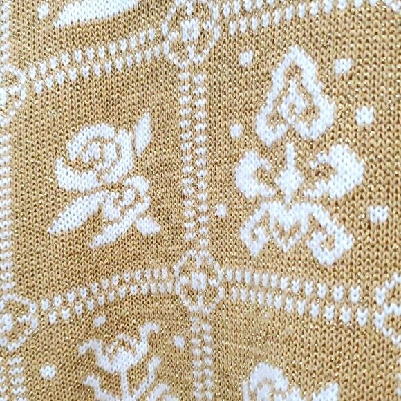 VTG Dana Scott White & Metallic Gold Holiday Pull Over Sweater S… - Picture 4 of 6